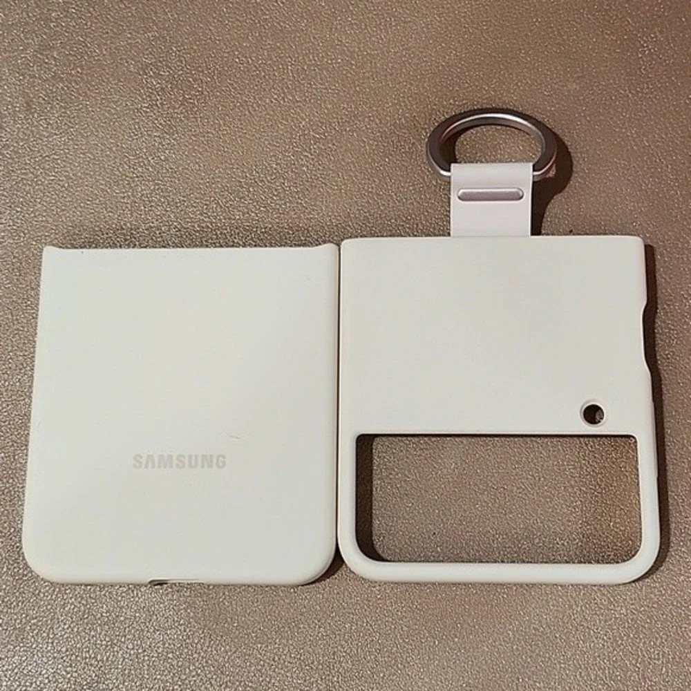 Samsung Z Flip 4 Light Blush Silicon Cover and Ring